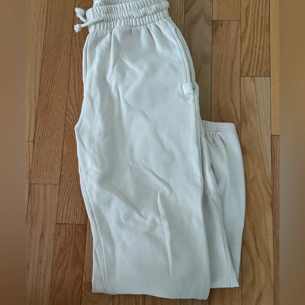 AzurFit Sweatpants - Cream XS - Picture 2 of 3